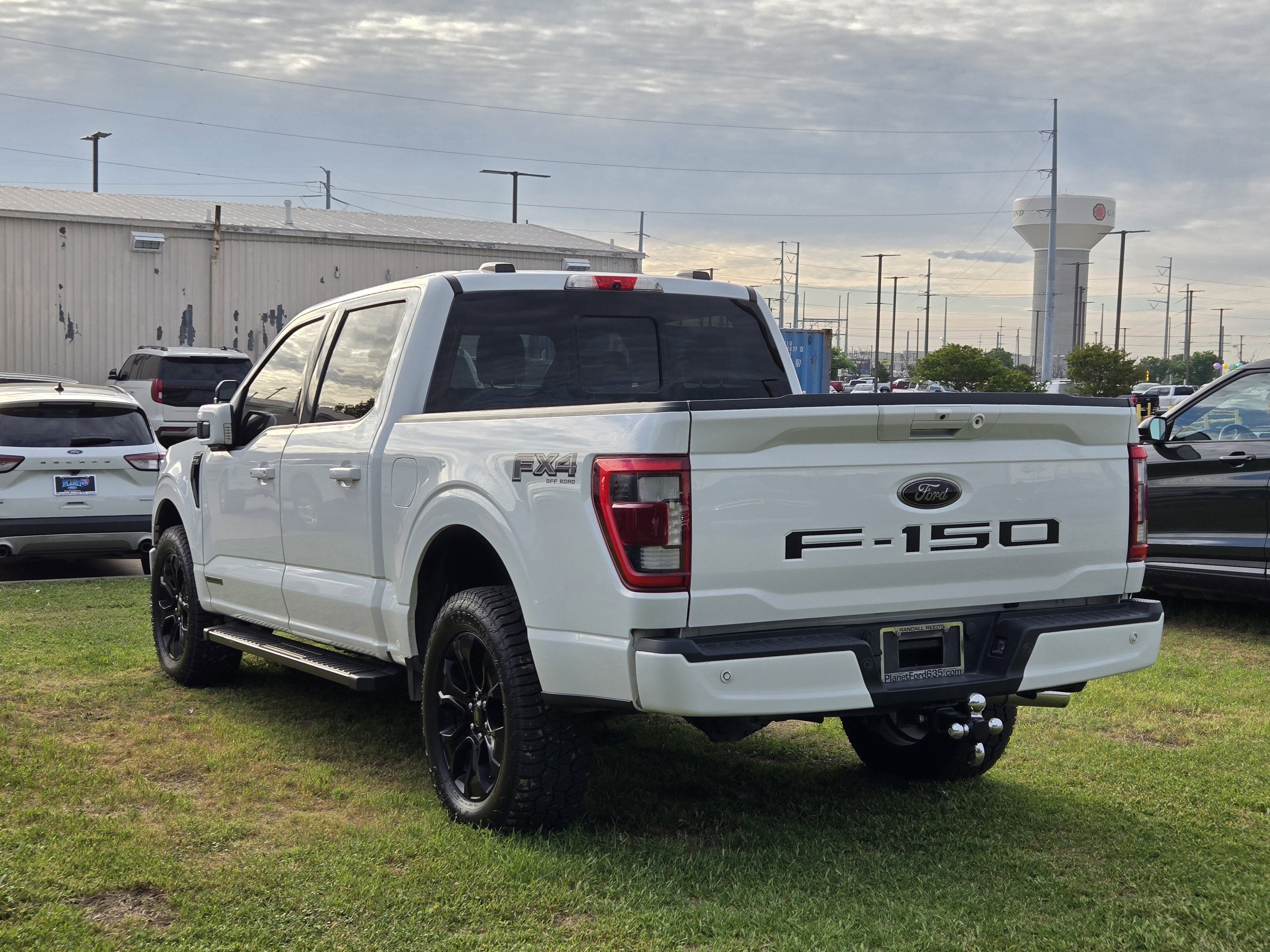 Used 2022 Ford F150 Lariat w/ Equipment Group 502A High image 6