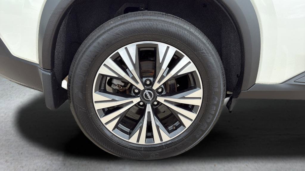Certified 2023 Nissan Rogue SV AWD/4WD image 23