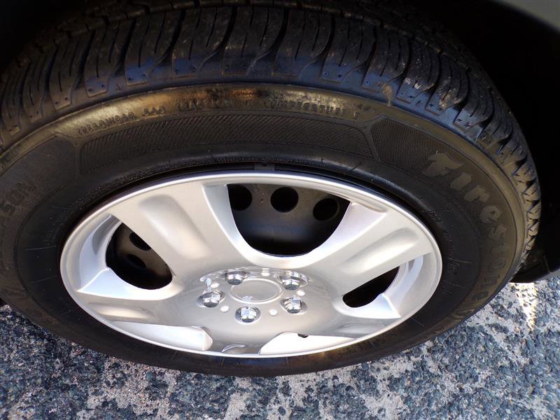 Used 2020 Nissan Kicks S image 45