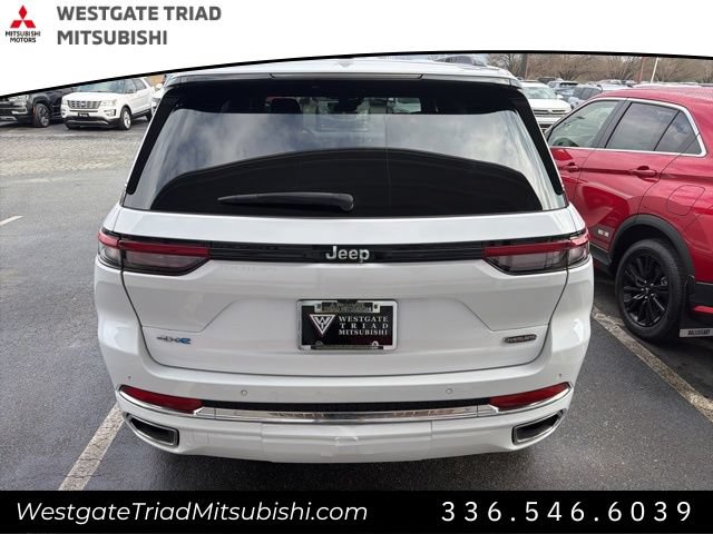 Used 2023 Jeep Grand Cherokee Overland AWD/4WD image 8