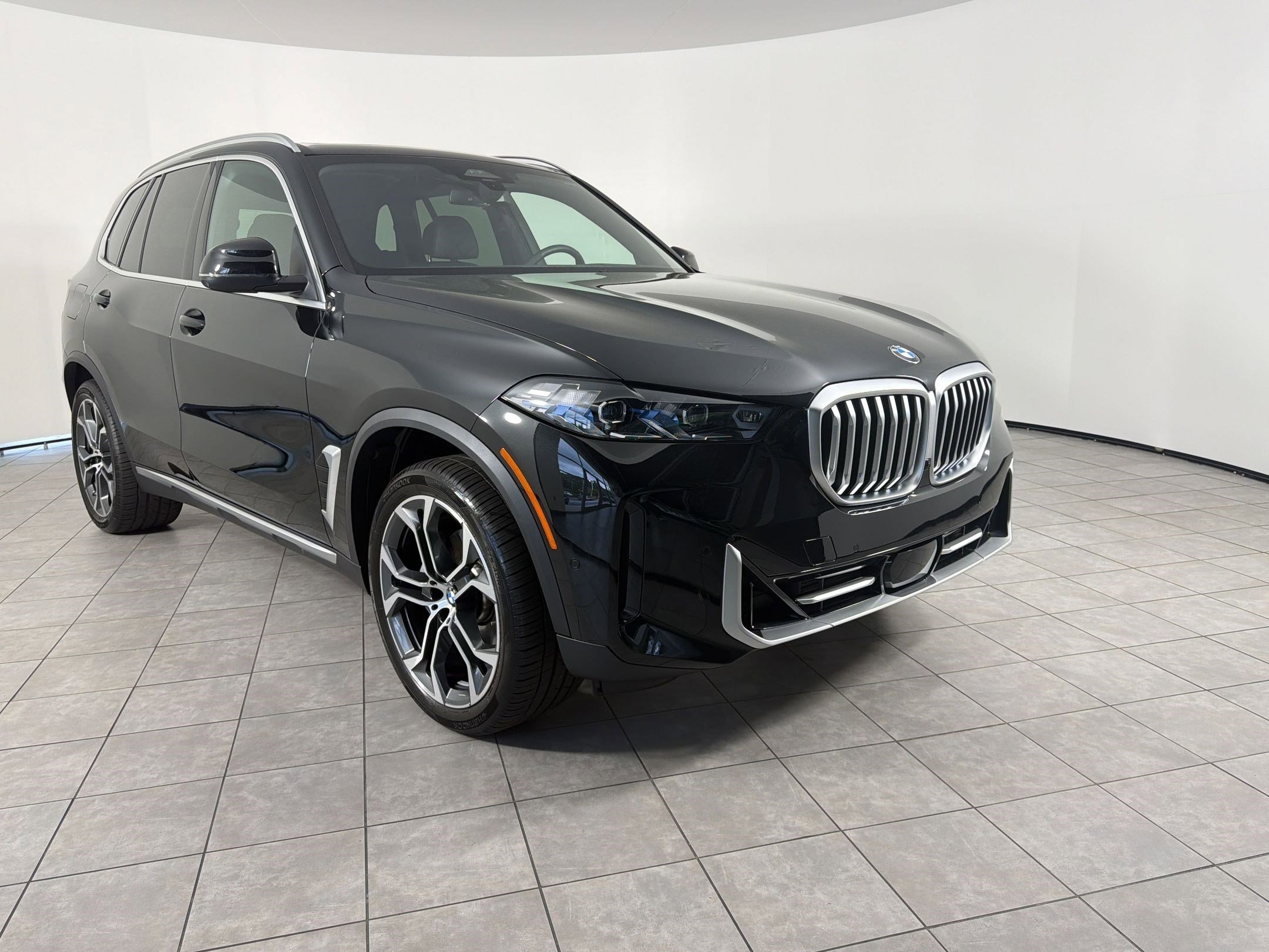 Certified 2026 BMW X5 xDrive40i AWD/4WD image 7