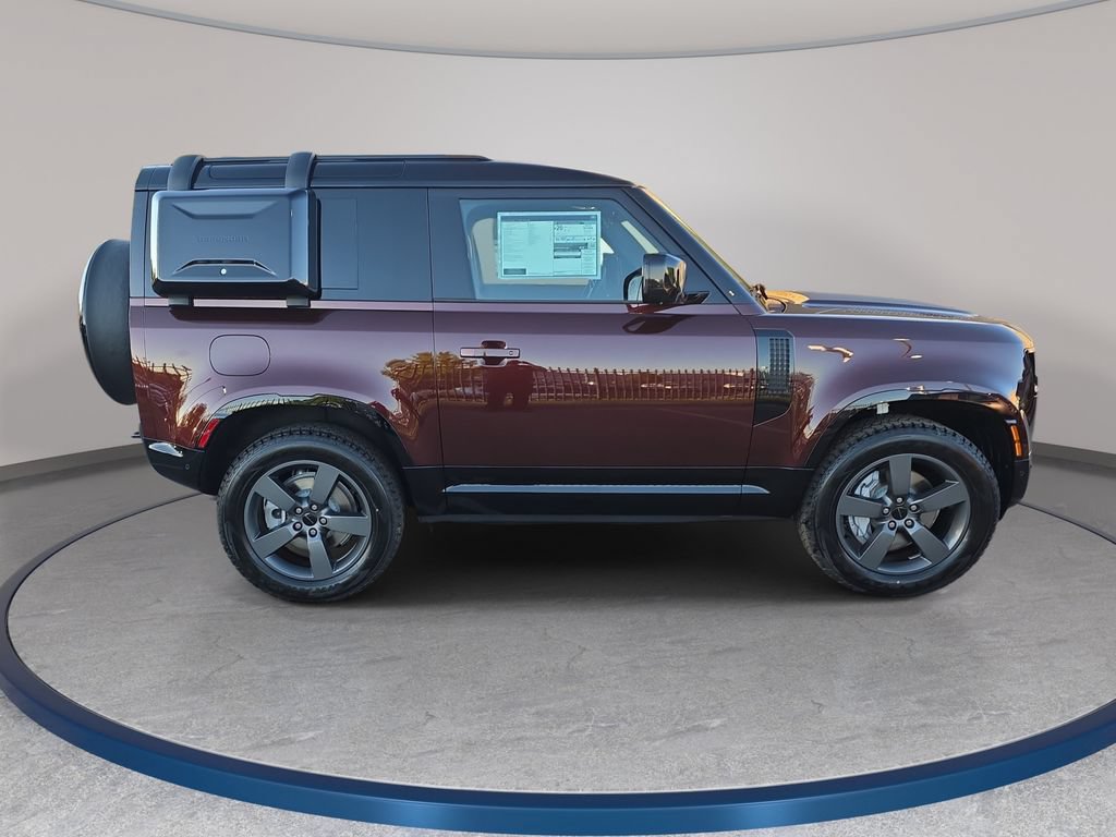 New 2026 Land Rover Defender 90 X-Dynamic SE AWD/4WD image 4