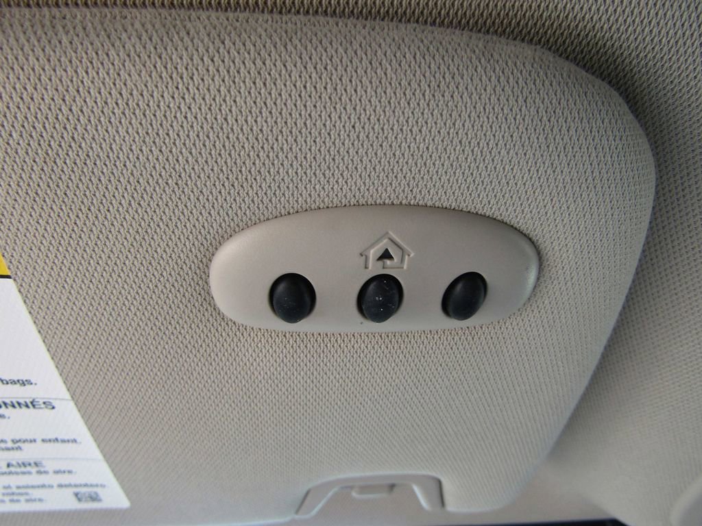 Used 2021 Lincoln Nautilus Reserve w/ Equipment Group 201A image 31