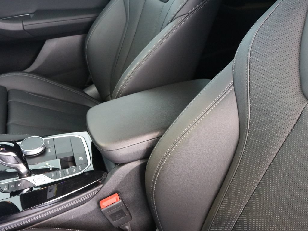 Used 2022 BMW X4 M40i w/ Premium Package AWD/4WD image 21
