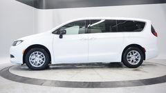 New 2026 Chrysler Voyager LX FWD image 27