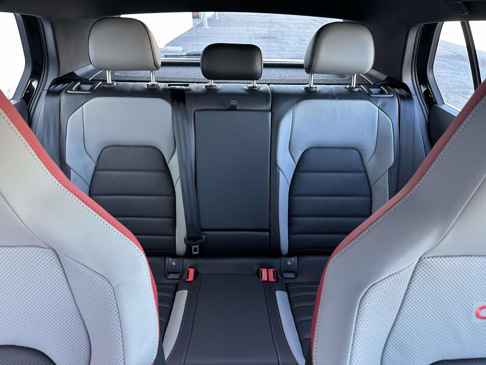 New 2026 Volkswagen GTI SE FWD image 14
