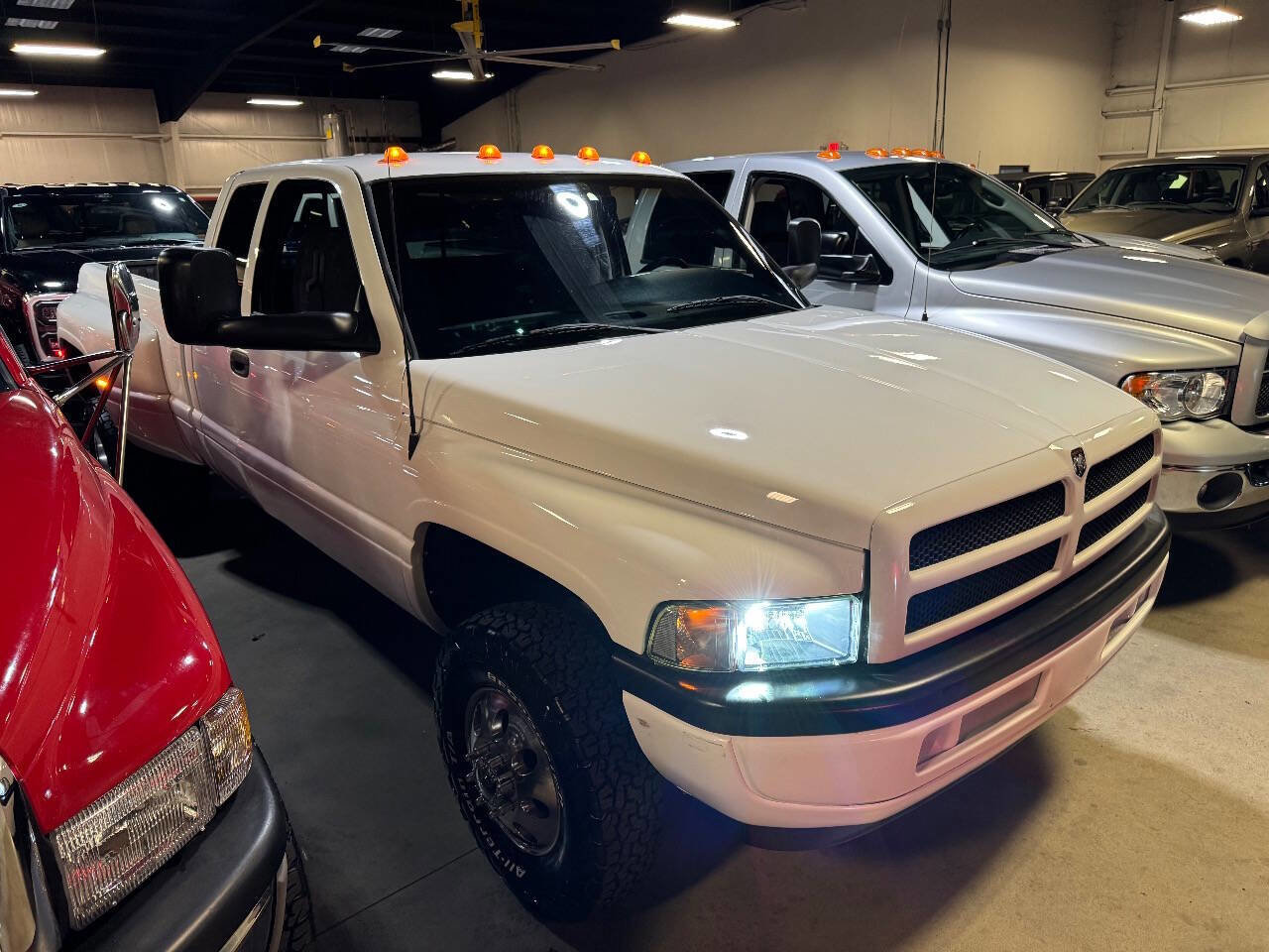 Used 1998 Dodge Ram 3500 Truck 4x4 Quad Cab image 52