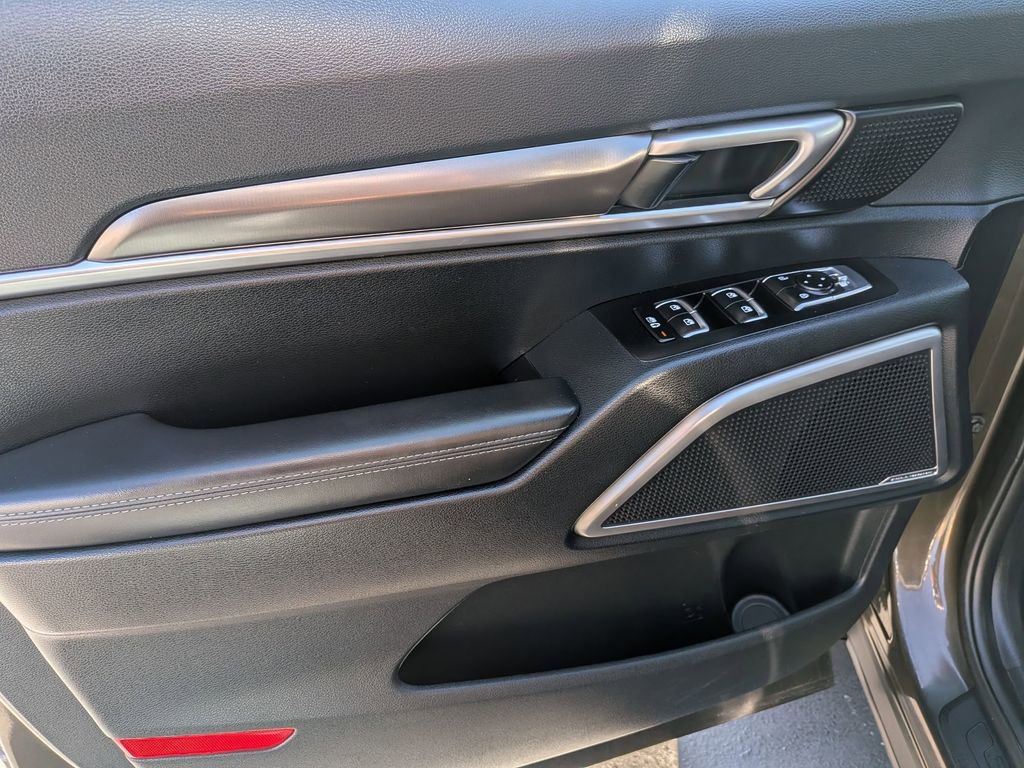 Used 2025 Kia Telluride S image 11