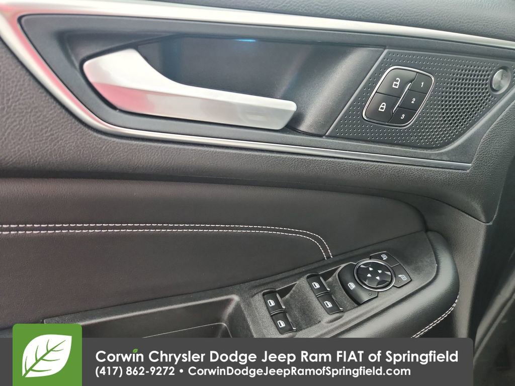 Used 2024 Ford Edge Titanium image 21