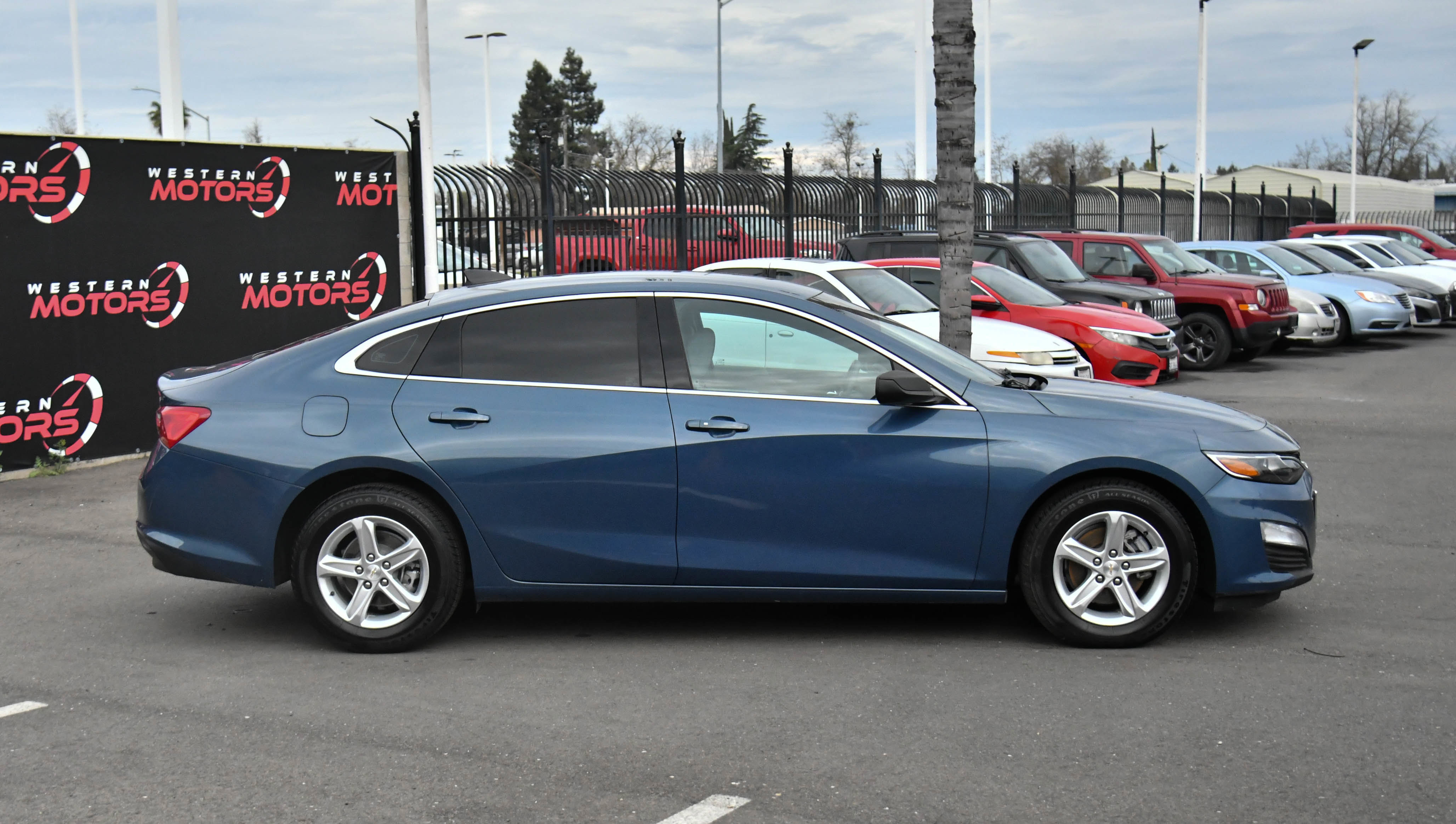 Used 2024 Chevrolet Malibu LS image 9