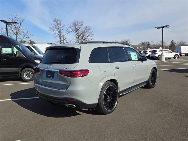 New 2026 Mercedes-Benz GLS 580 4MATIC image 3