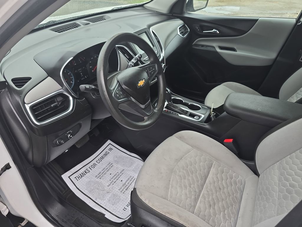 Used 2018 Chevrolet Equinox LT FWD image 13