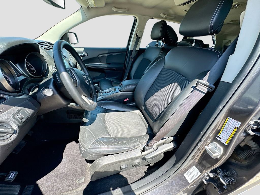 Used 2015 Dodge Journey Crossroad w/ Flexible Seating Group FWD image 24