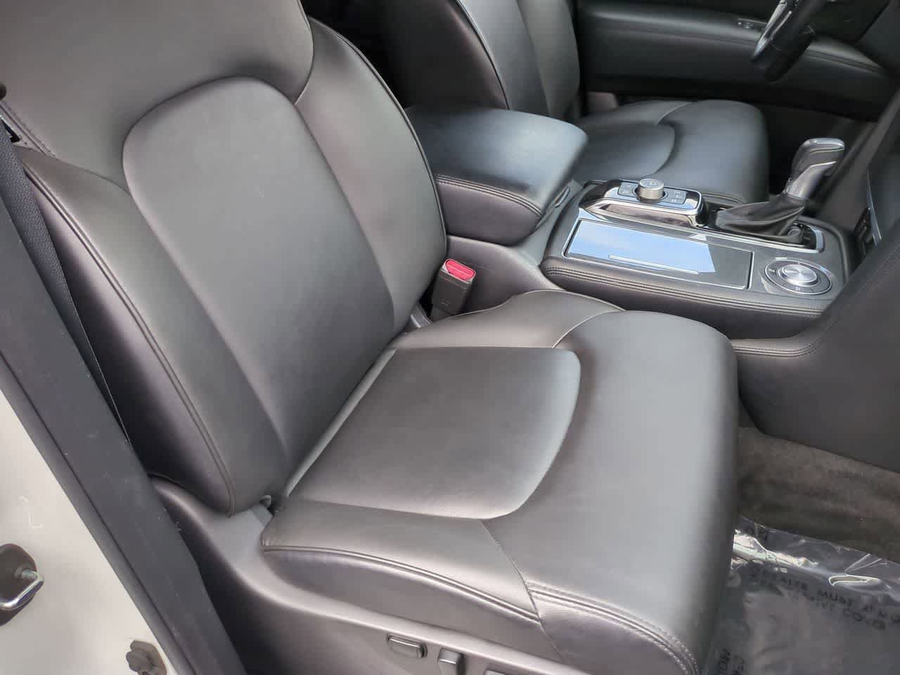 Used 2021 Nissan Armada SV image 22