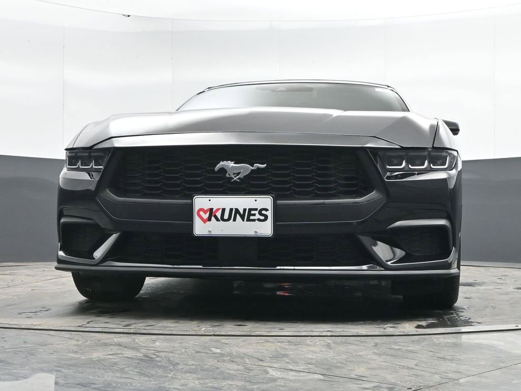 Used 2025 Ford Mustang Premium image 48