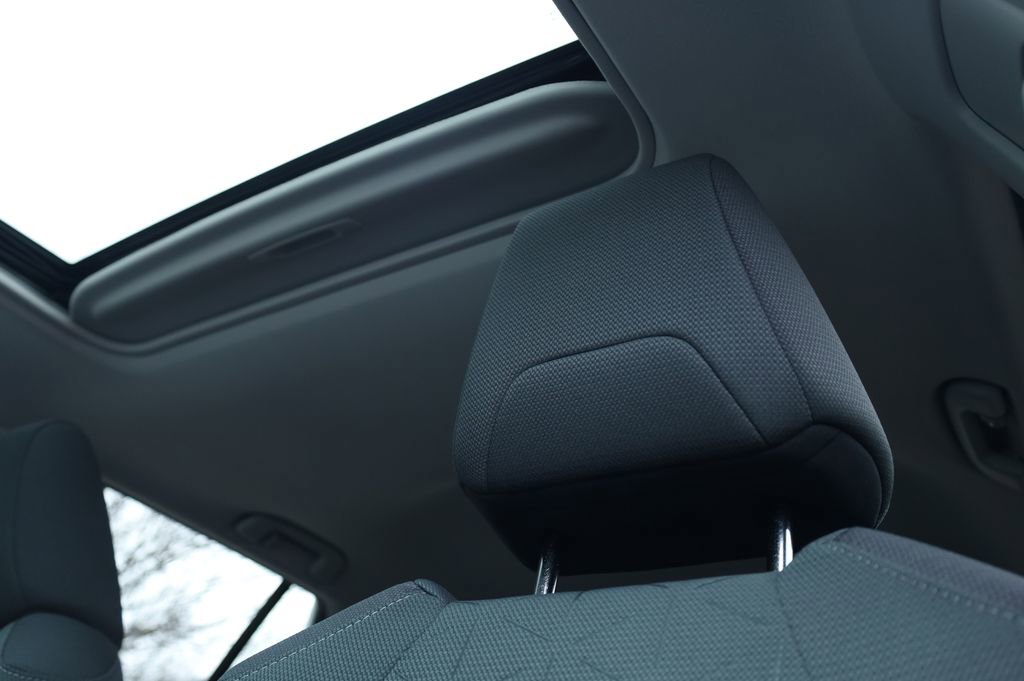 Used 2025 Toyota RAV4 XLE image 15