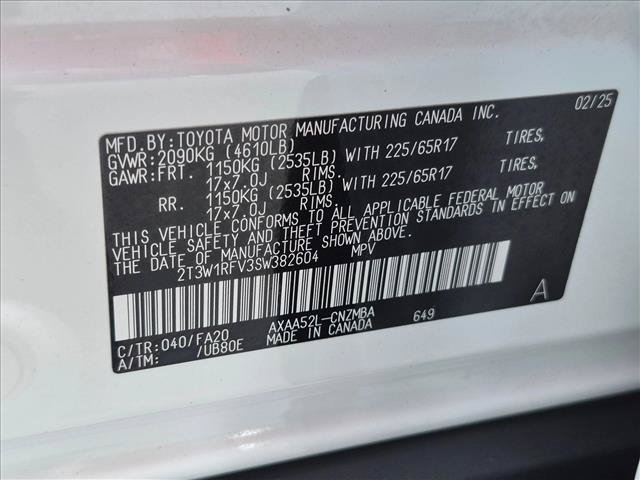 Used 2025 Toyota RAV4 XLE FWD image 24