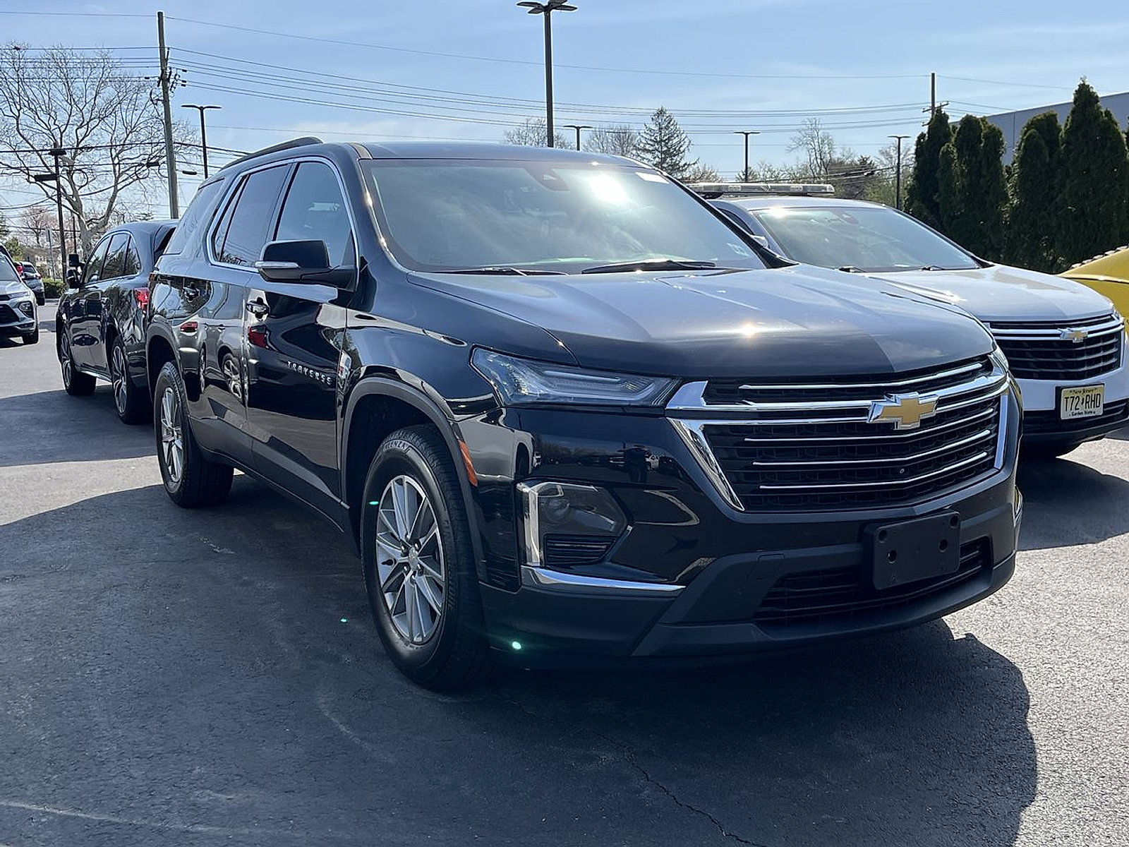 Used 2023 Chevrolet Traverse LT image 10