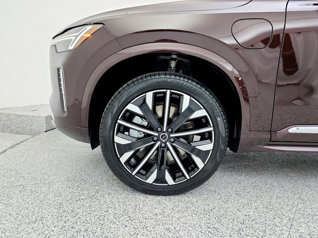 New 2025 Volvo XC90 T8 Plus w/ Protection Package Premier image 29