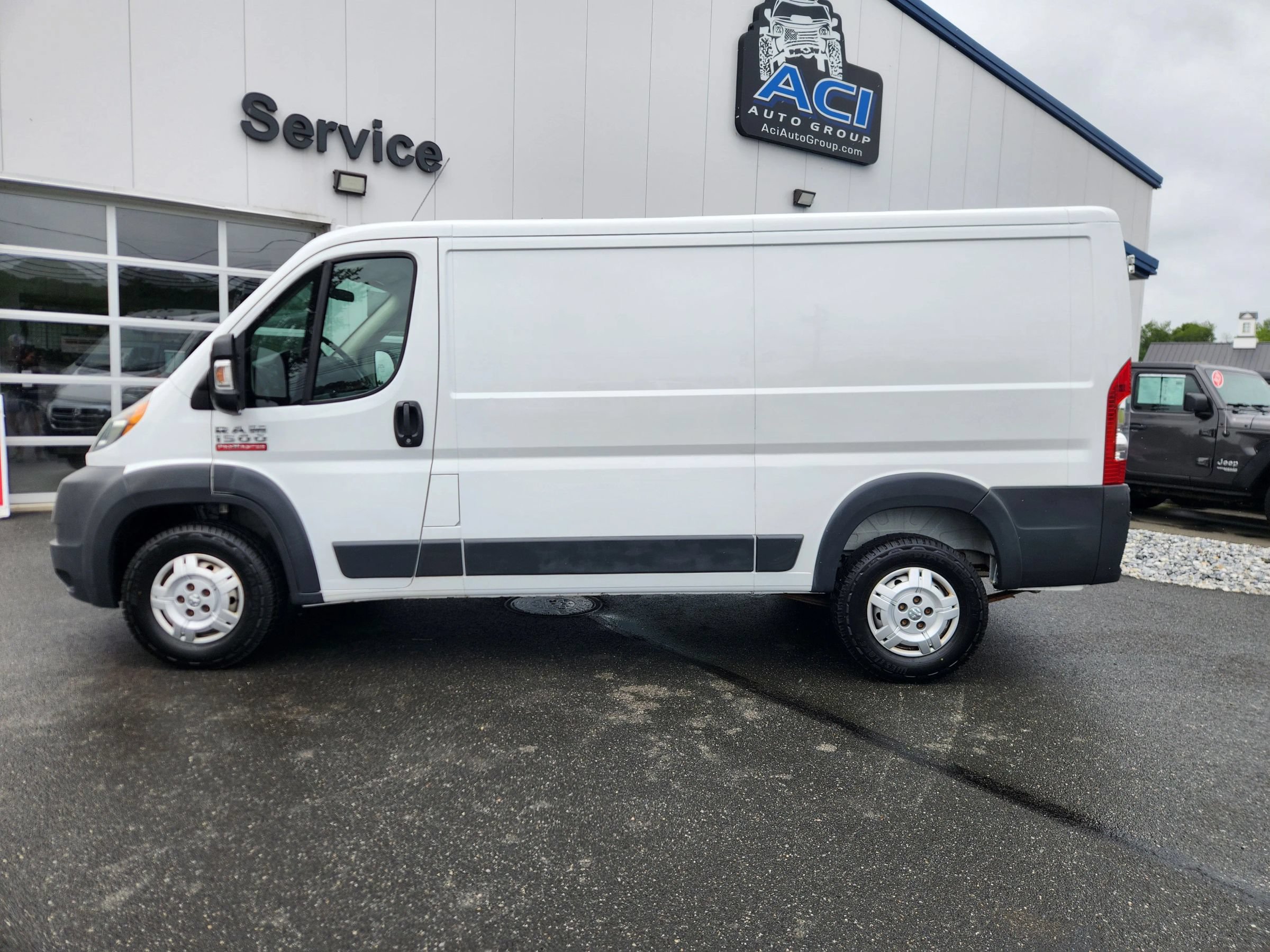 Used 2016 RAM ProMaster 1500 w/ Premium Appearance Group FWD image 9
