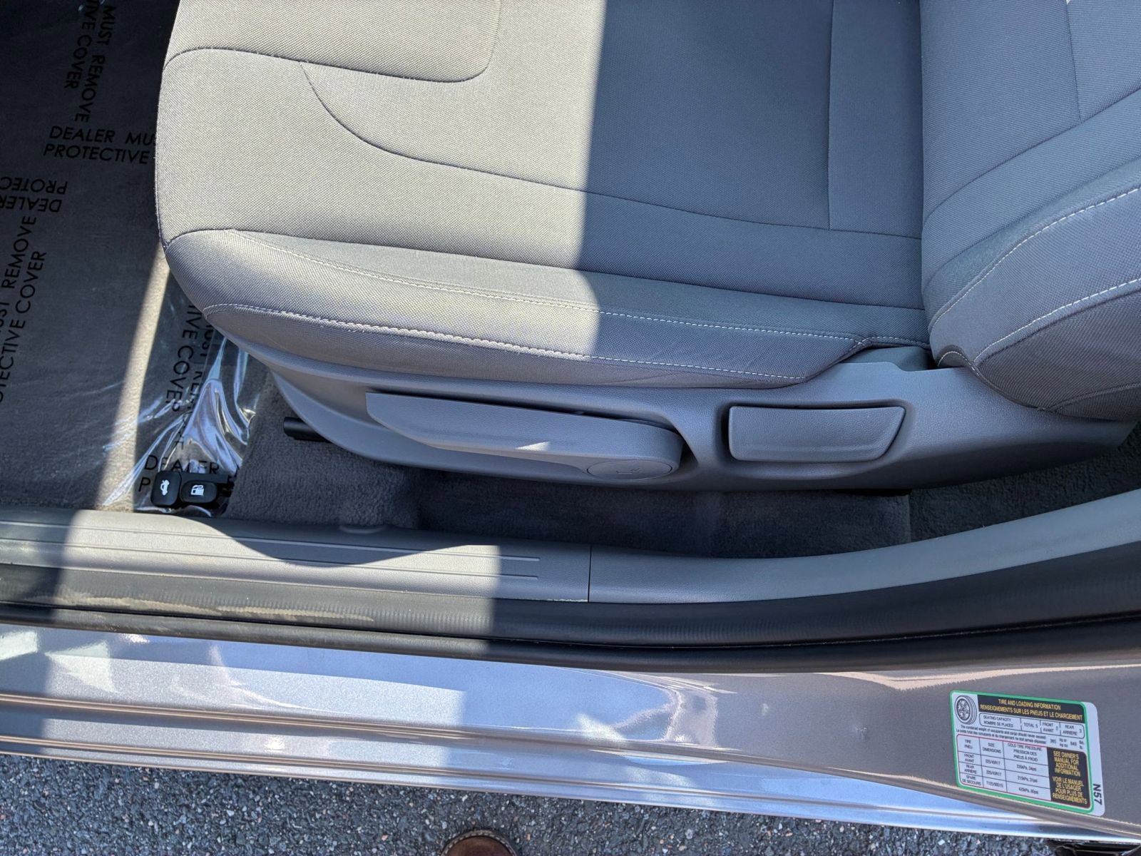 Used 2025 Hyundai Elantra SEL FWD image 23