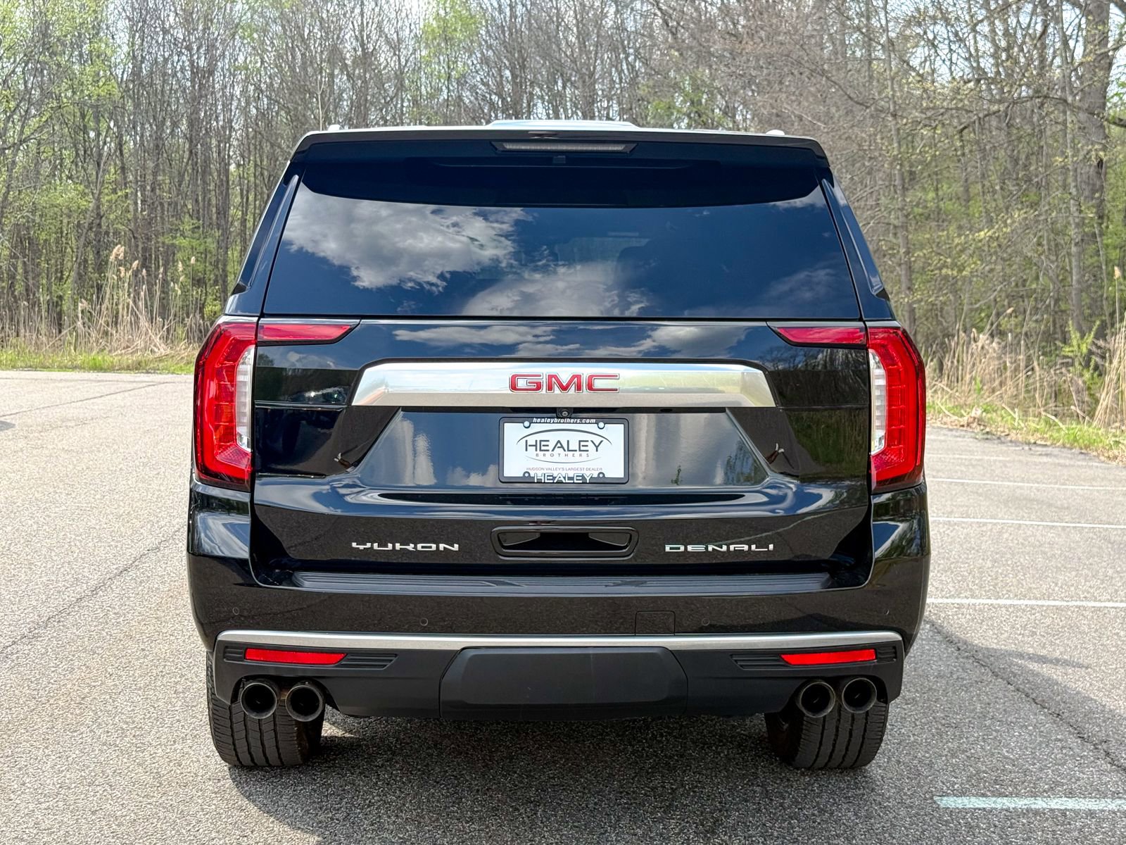 Used 2023 GMC Yukon XL Denali w/ Max Trailering Package AWD/4WD image 5