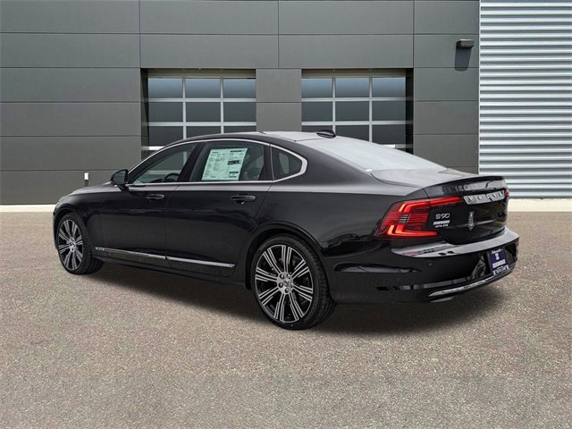 New 2025 Volvo S90 B6 Plus image 3