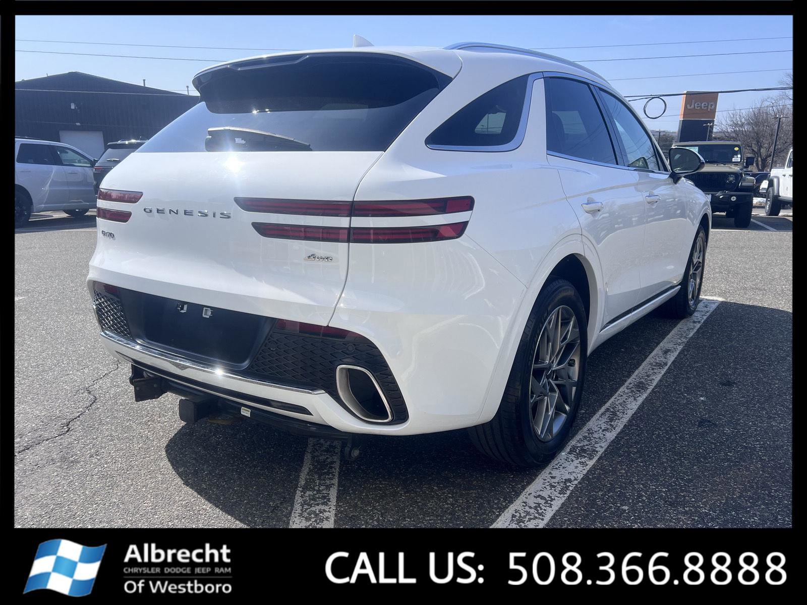 Used 2022 Genesis GV70 2.5T w/ Select Package image 5