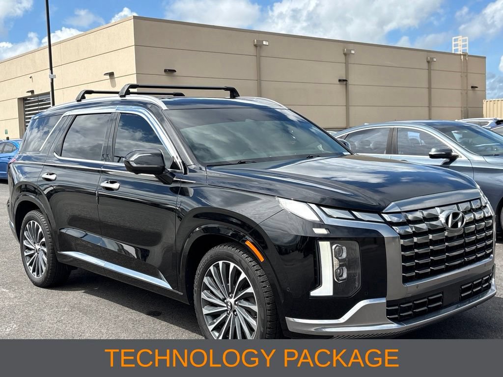 Used 2023 Hyundai Palisade Calligraphy w/ Cargo Package FWD image 5