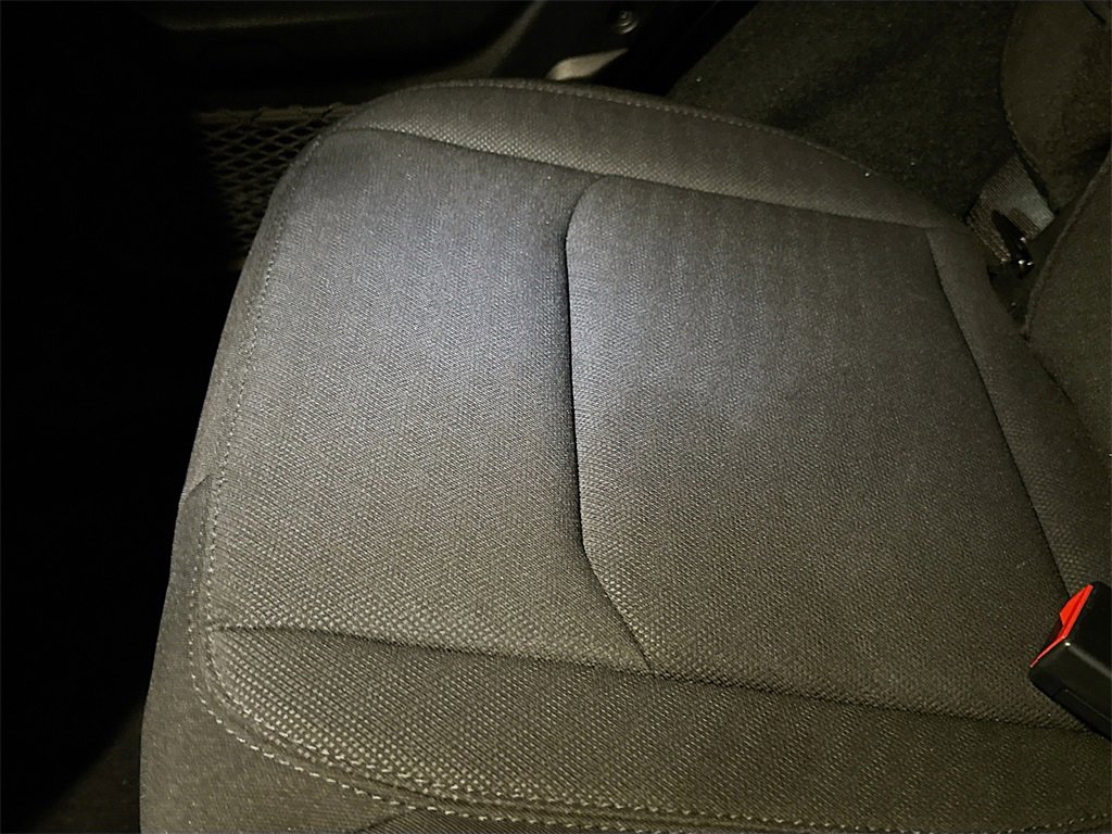 Used 2023 Jeep Wrangler Sport S image 29