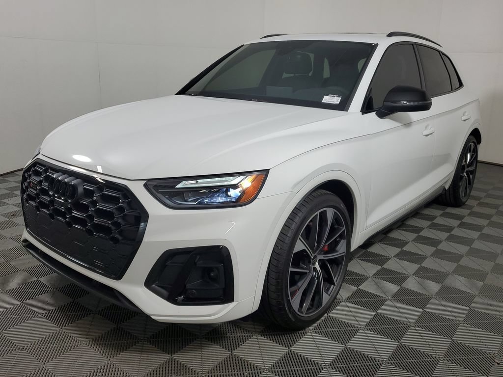 Used 2023 Audi SQ5 Premium Plus w/ Premium Plus Package AWD/4WD image 3