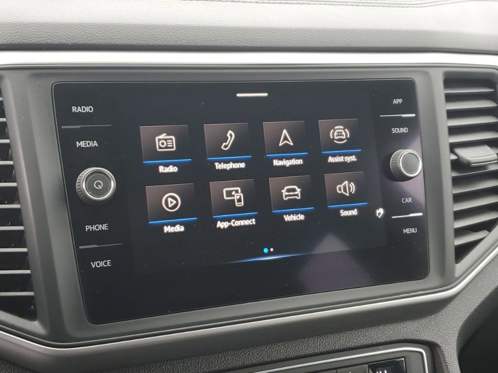 Used 2021 Volkswagen Atlas Cross Sport SE image 22