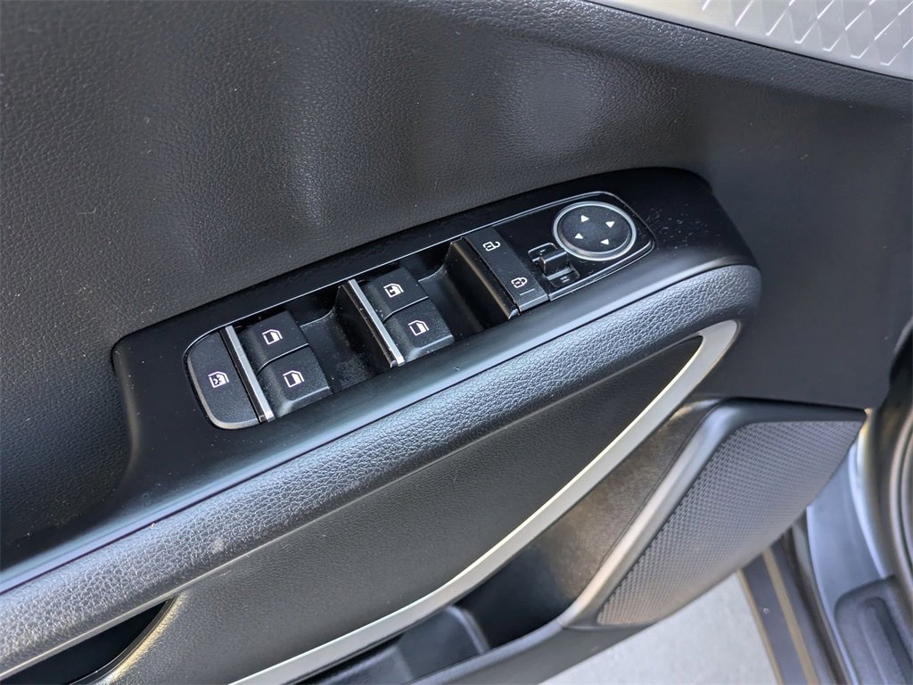 Used 2024 Kia Soul LX w/ Option Group 015 image 13