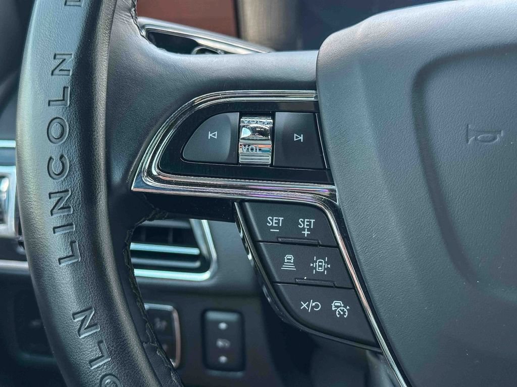Used 2024 Lincoln Navigator L Reserve AWD/4WD image 32