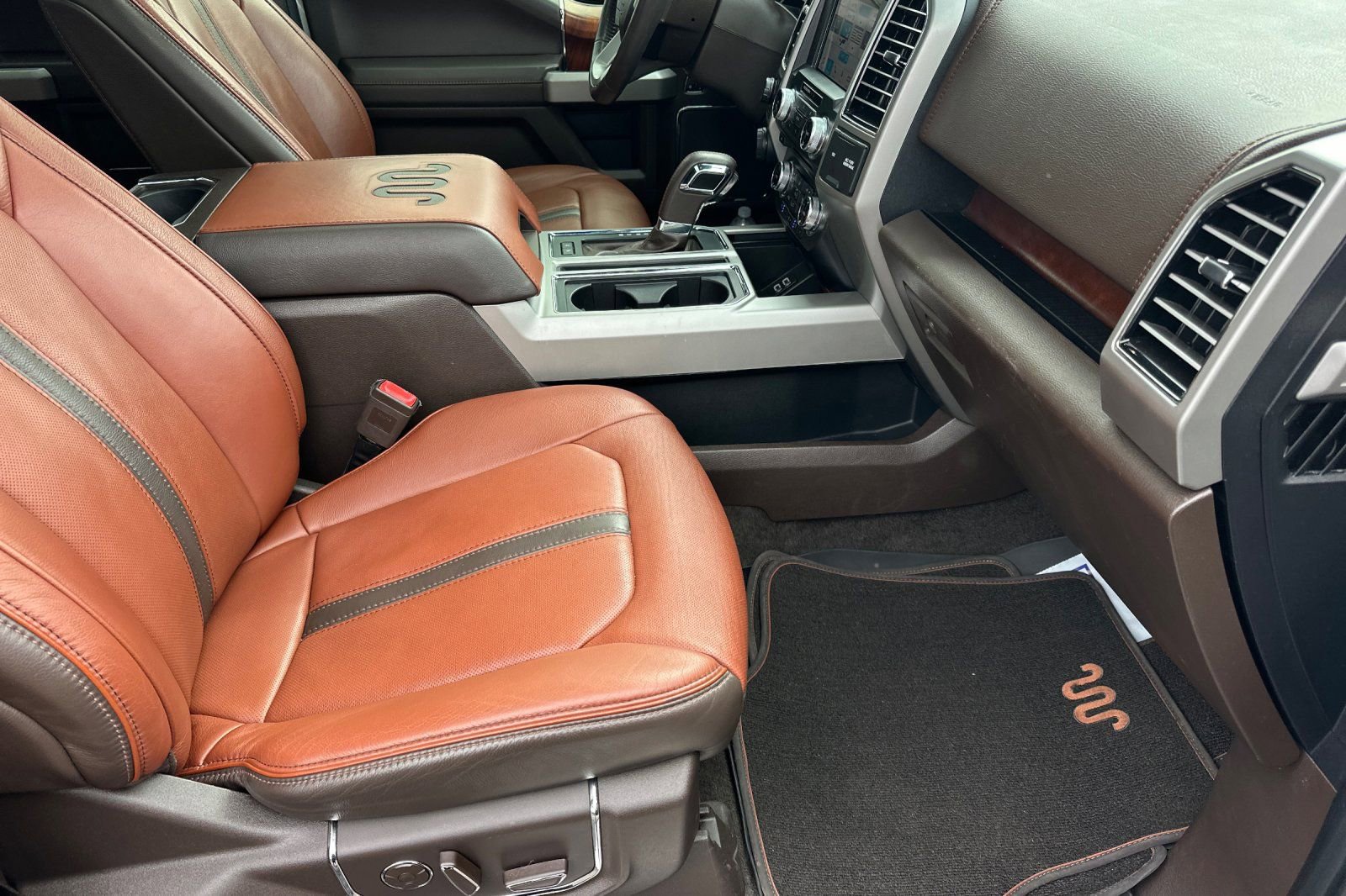 Used 2018 Ford F150 King Ranch w/ Equipment Group 601A Luxury image 15