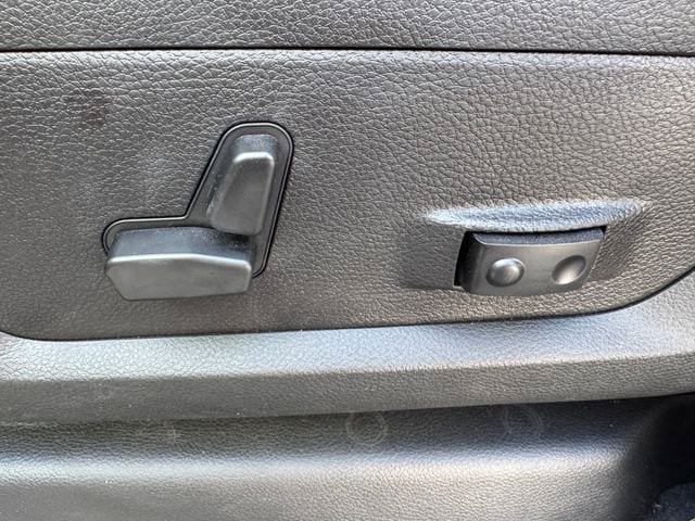 New 2026 RAM 2500 Laramie w/ Night Edition AWD/4WD image 36
