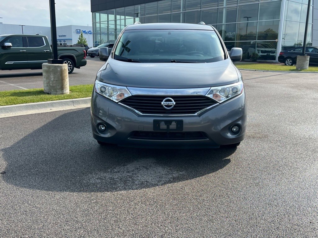 Used 2016 Nissan Quest SV FWD image 2