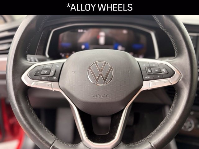 Used 2024 Volkswagen Jetta SE FWD image 12