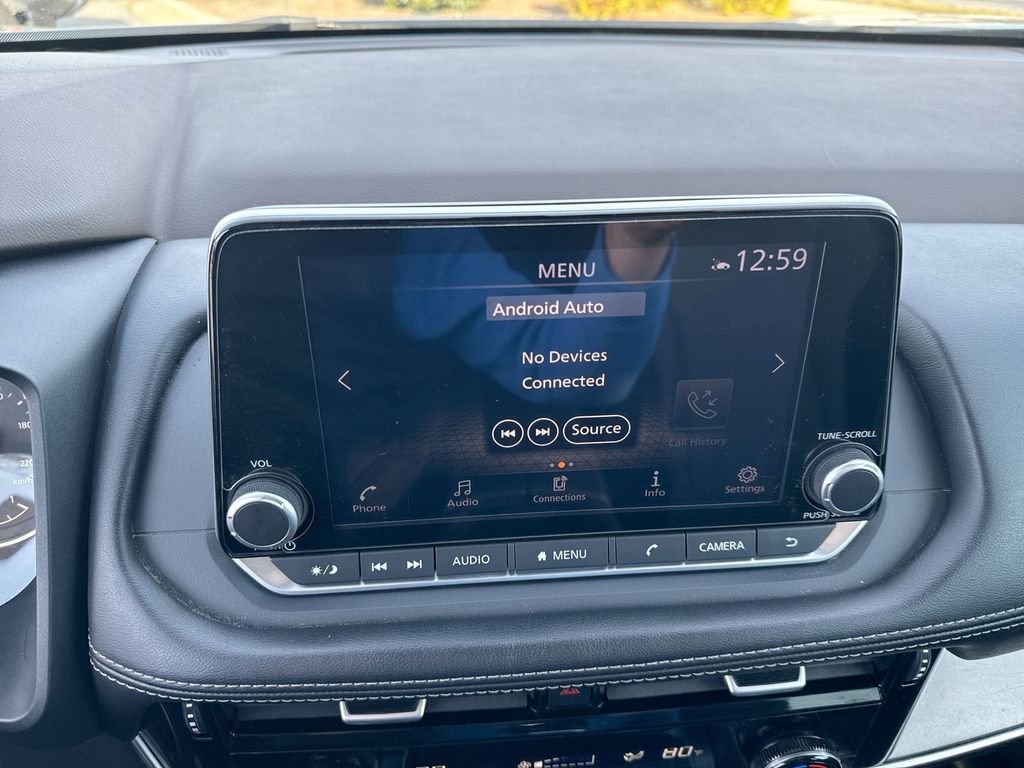 Used 2023 Nissan Rogue SV image 14