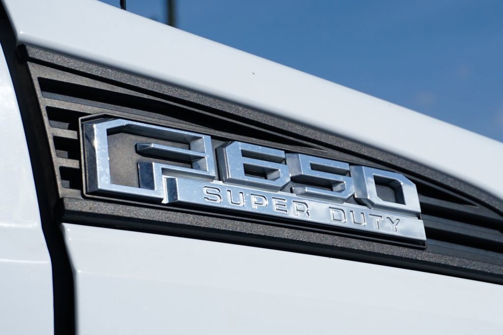 Used 2016 Ford F650 2WD Regular Cab Super Duty image 39