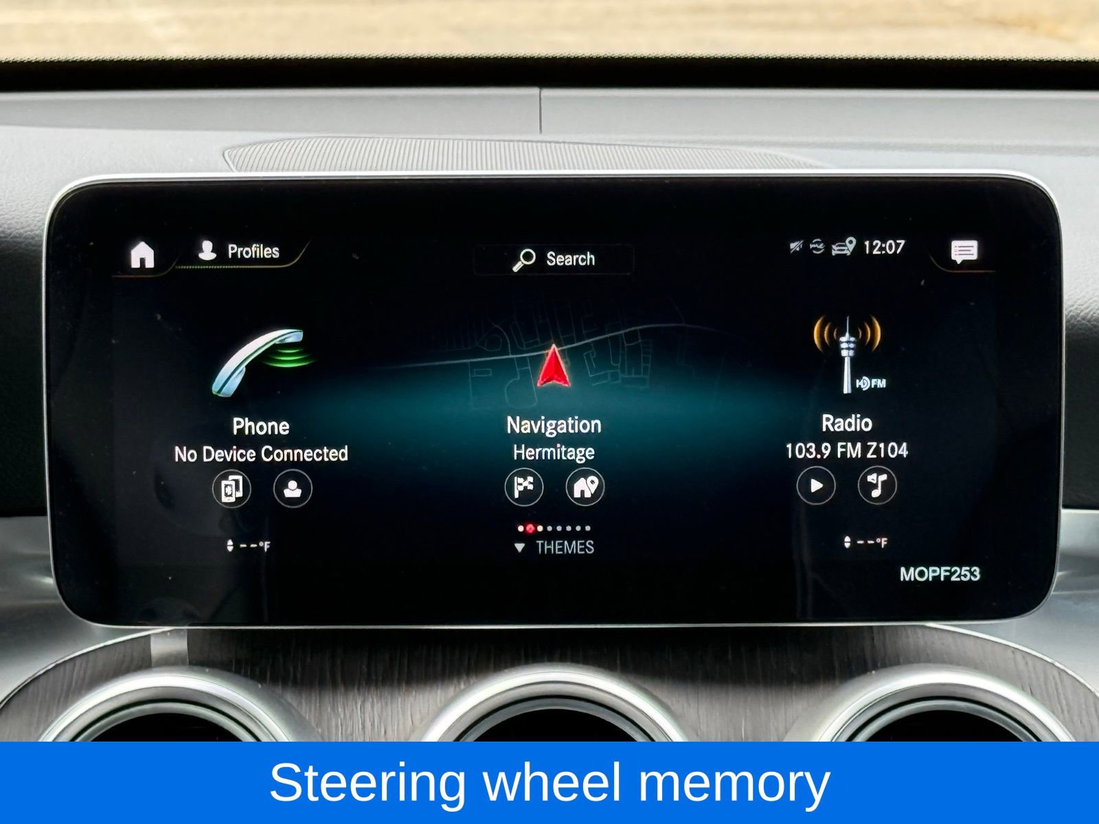 Used 2022 Mercedes-Benz GLC 300 4MATIC image 22