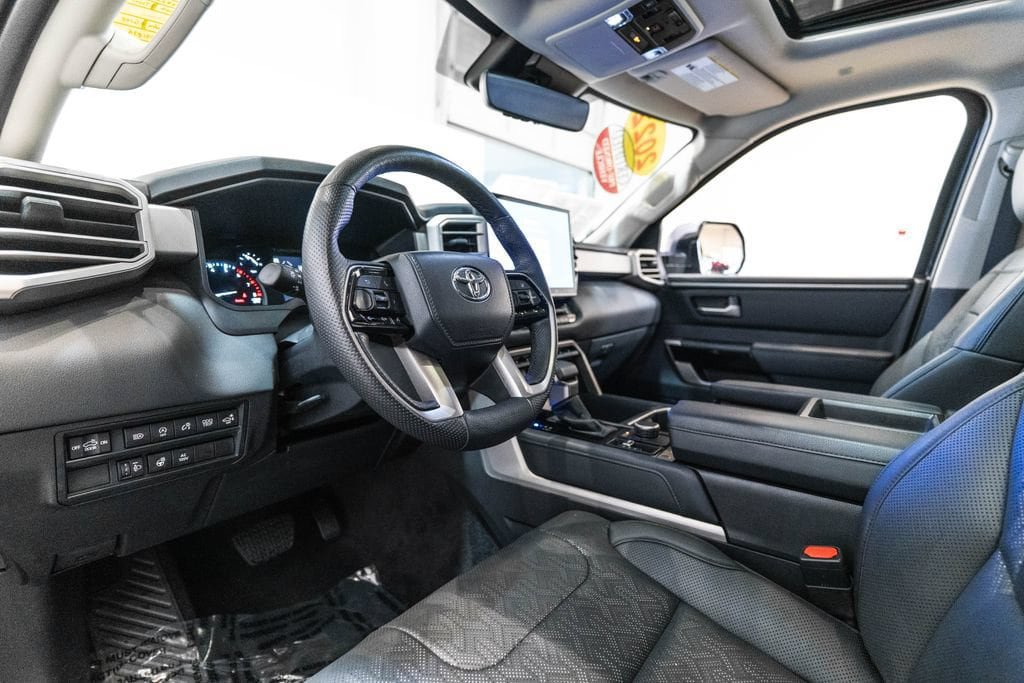 Certified 2022 Toyota Tundra Limited w/ Power Package AWD/4WD image 4