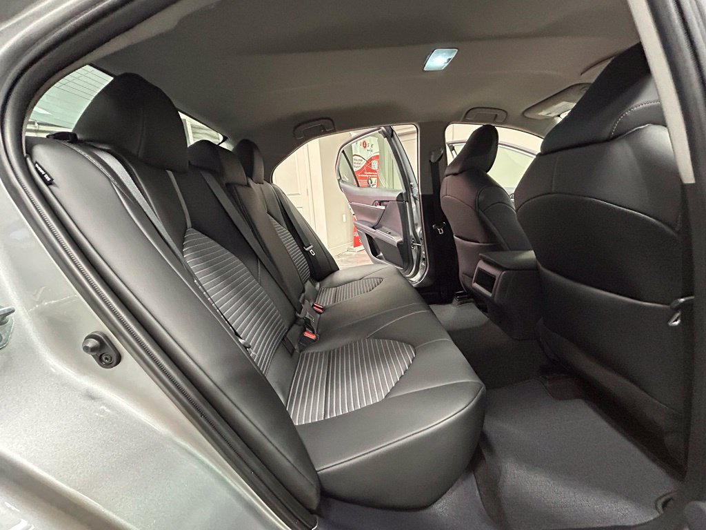 Used 2024 Toyota Camry SE FWD image 42