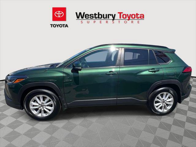 Certified 2022 Toyota Corolla Cross LE AWD/4WD image 10