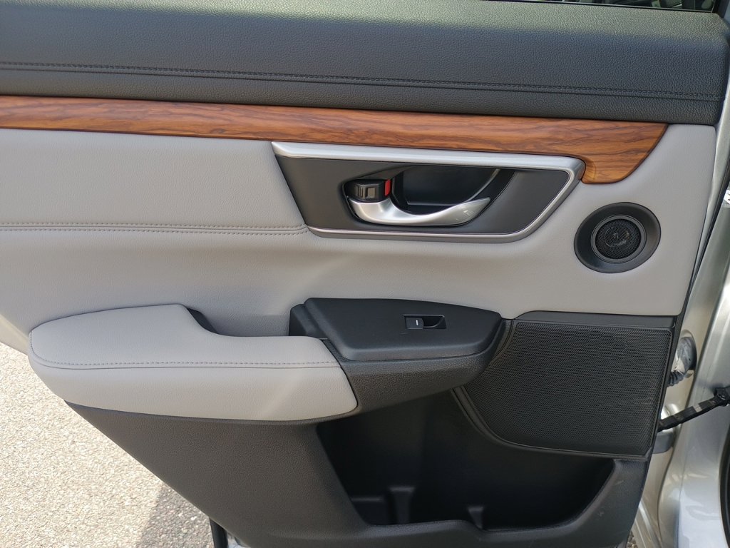 Used 2020 Honda CR-V Touring image 15