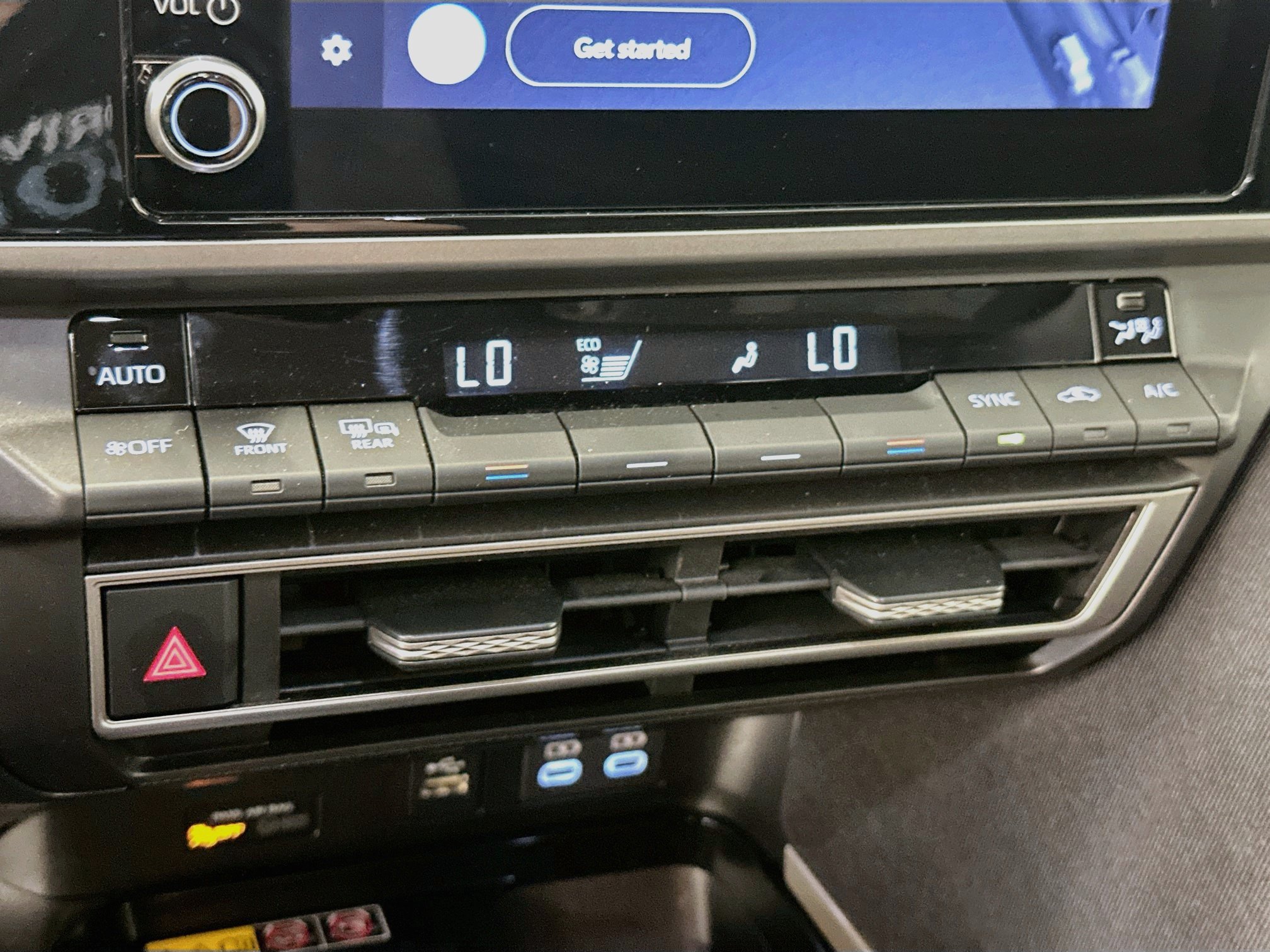 Used 2025 Toyota Camry LE FWD image 24