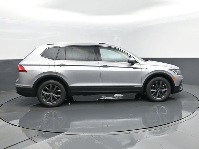 Used 2022 Volkswagen Tiguan SE image 4