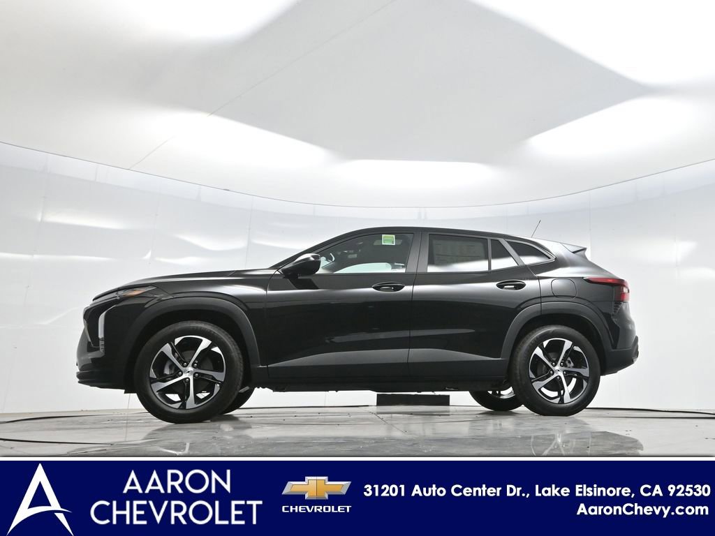 New 2026 Chevrolet Trax RS w/ Sunroof Package FWD image 6