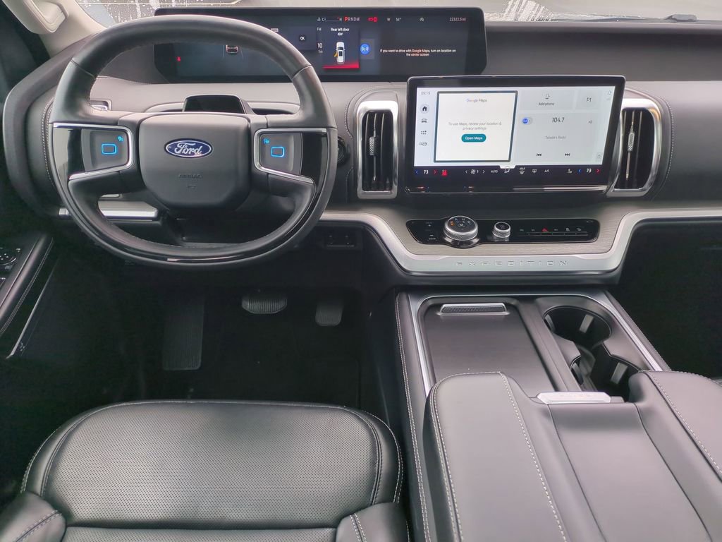 Used 2025 Ford Expedition Max Platinum AWD/4WD image 13