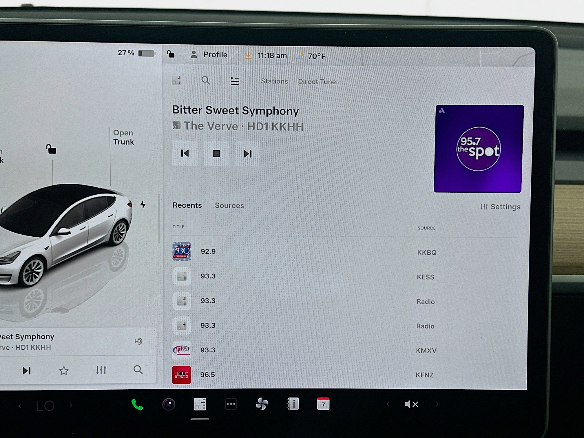 Used 2023 Tesla Model 3 Standard Range image 19
